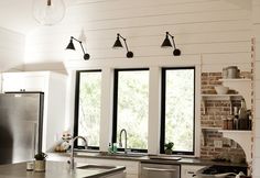 sconce kitchen10