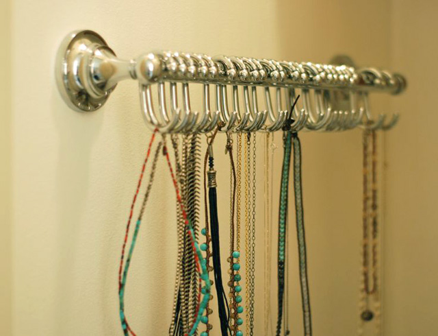 DIY necklace rack