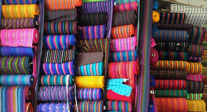 Peruvian-in-the-fabric-district-of-la