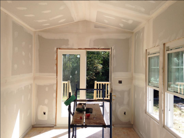 One of Sarah's rental properties gets a new life in a once drab breakfast nook